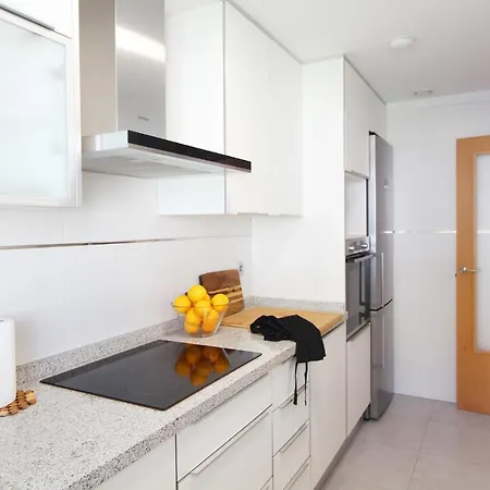 Global Properties, Bonito Adosado Con Jardin En La Playa De Almarda Feriehus *