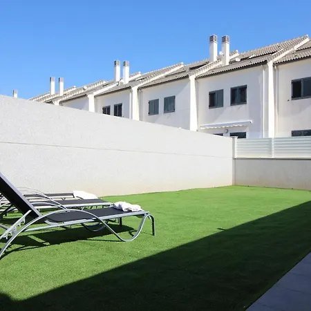 Global Properties, Bonito Adosado Con Jardin En La Playa De Almarda * Sagunto