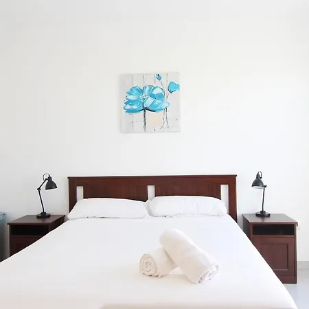 Global Properties, Bonito Adosado Con Jardin En La Playa De Almarda Feriehus